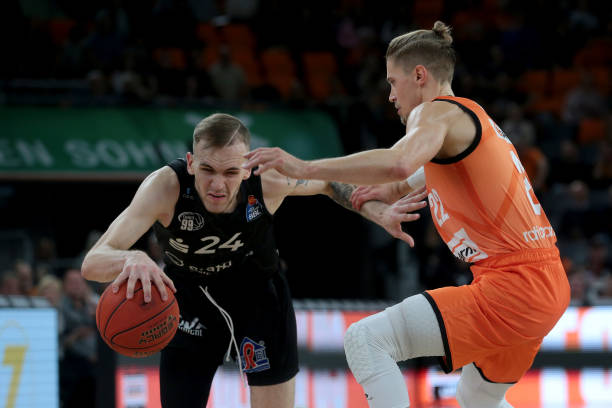 因此类似事 因此类似事